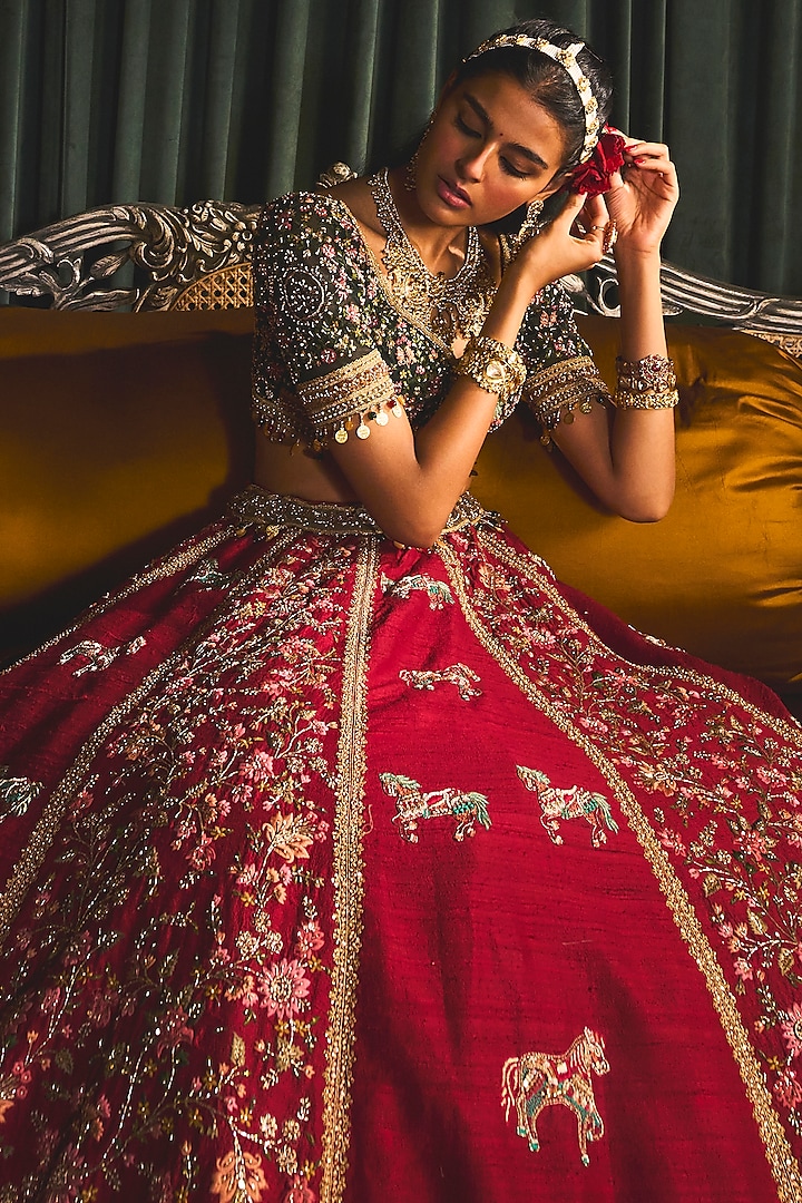 Red Raw Silk Zari & Sequins Embroidered Bridal Lehenga Set by ROQA | Siddharth Khurana & Kartik Khurana at Pernia's Pop Up Shop