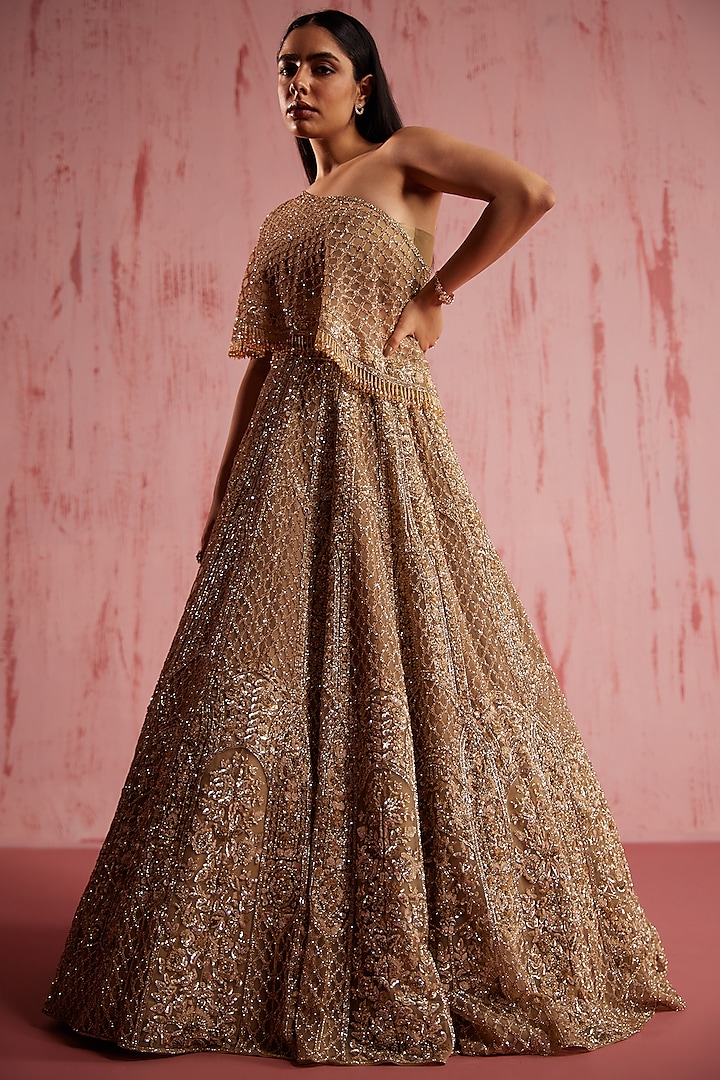 Gold Net Embroidered Bridal Lehenga Set by ROQA | Siddharth Khurana & Kartik Khurana at Pernia's Pop Up Shop