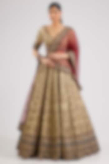 Ivory & Maroon Raw Silk Bridal Lehenga Set by ROQA | Siddharth Khurana & Kartik Khurana at Pernia's Pop Up Shop