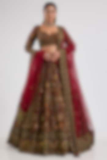 Maroon Organza Bridal Lehenga Set by ROQA | Siddharth Khurana & Kartik Khurana at Pernia's Pop Up Shop