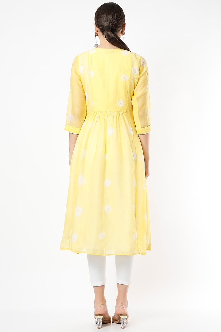 Light Yellow Tie-Dyed Double-Layered Kurta With Inner by Rosette at Pernia's Pop Up Shop