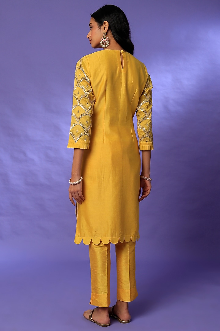 Yellow Chanderi Embroidered Kurta Set by Rosette at Pernia's Pop Up Shop