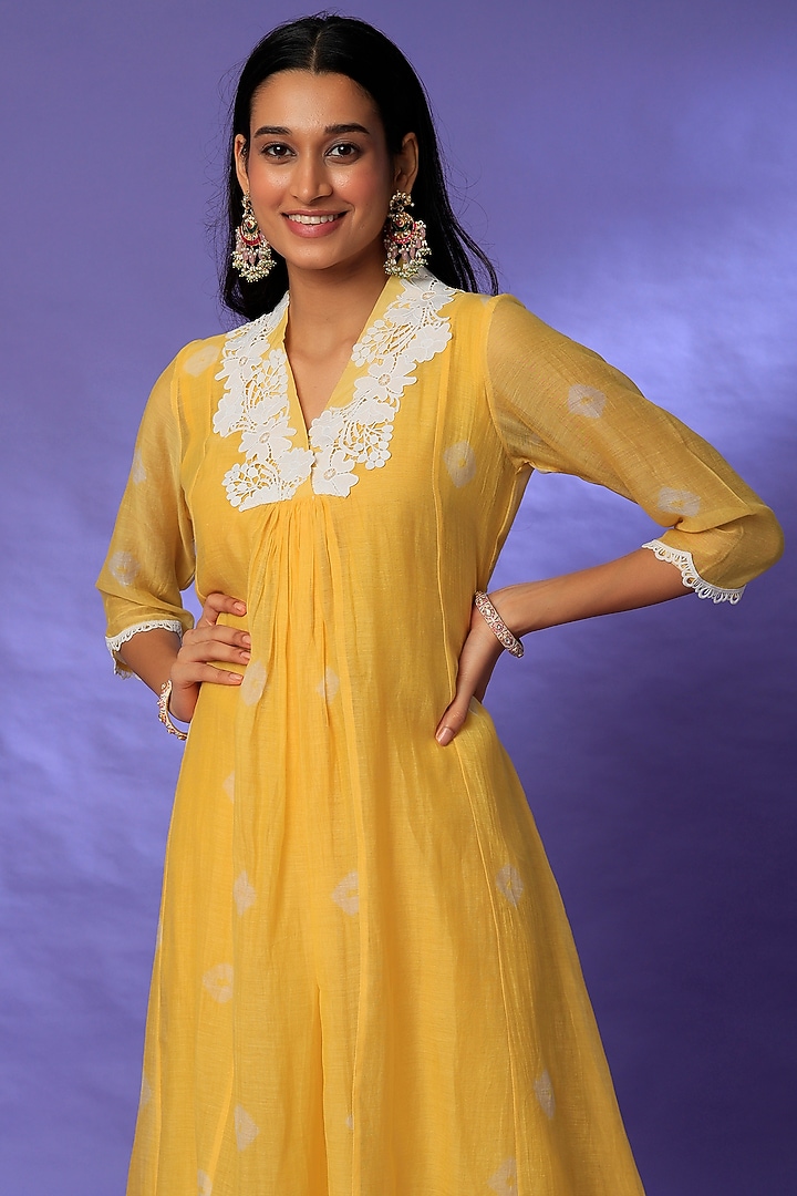 Yellow Chanderi Bhandej Kurta Set by Rosette at Pernia's Pop Up Shop