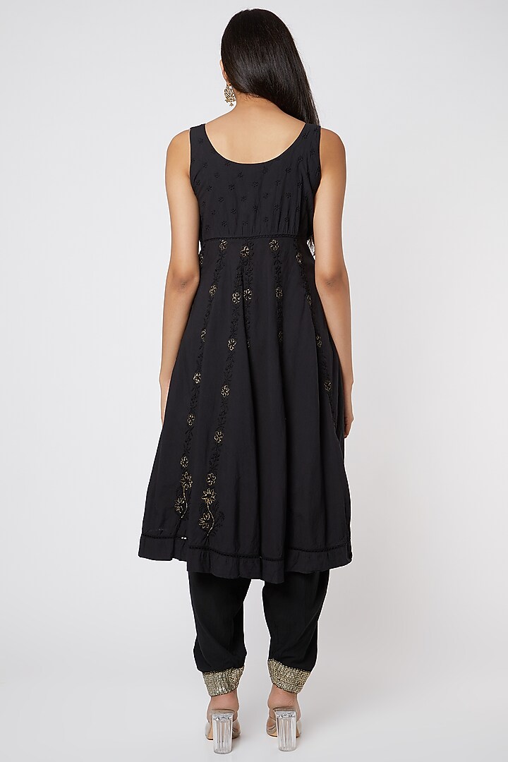 Black Organic Cotton Embroidered Kurta by Rose Tree at Pernia's Pop Up Shop