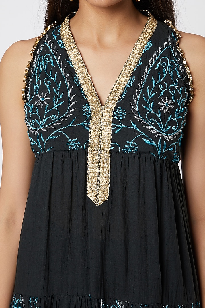 Black & Teal Embroidered Kurta In Organic Cotton by Rose Tree at Pernia's Pop Up Shop