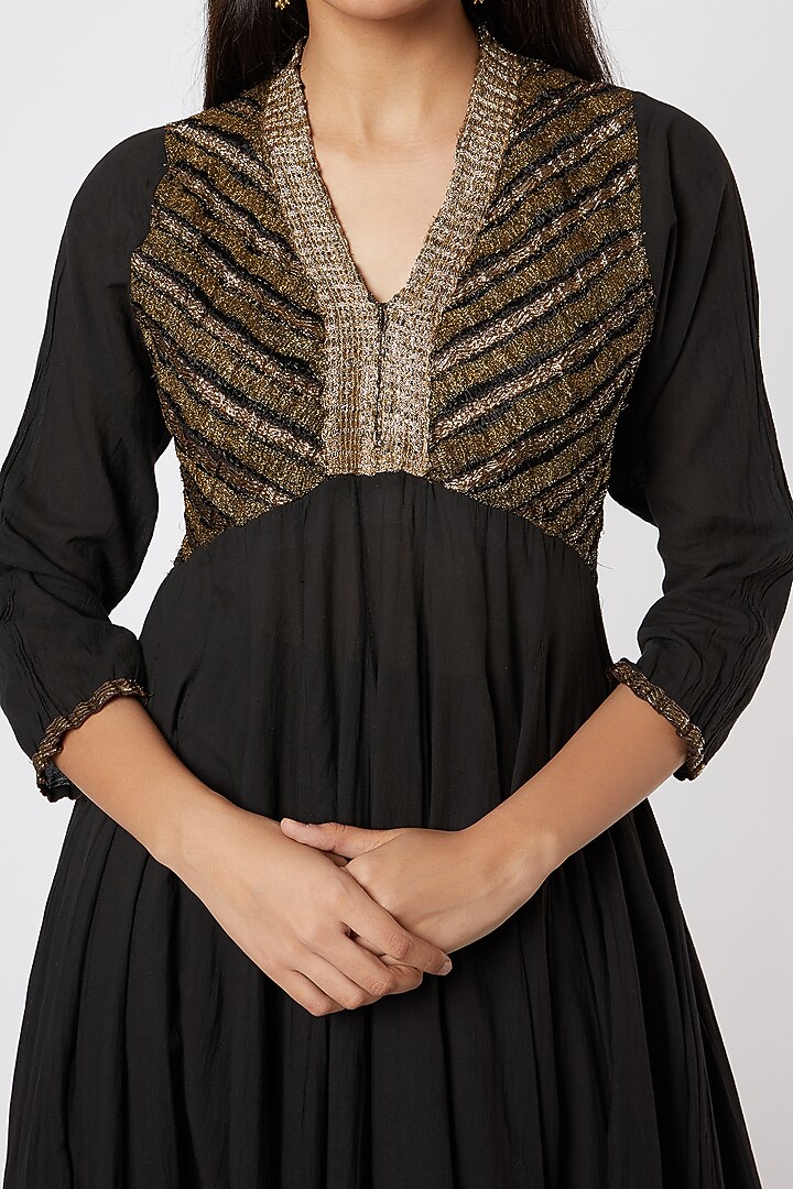Black Organic Cotton Embroidered Kurta by Rose Tree at Pernia's Pop Up Shop