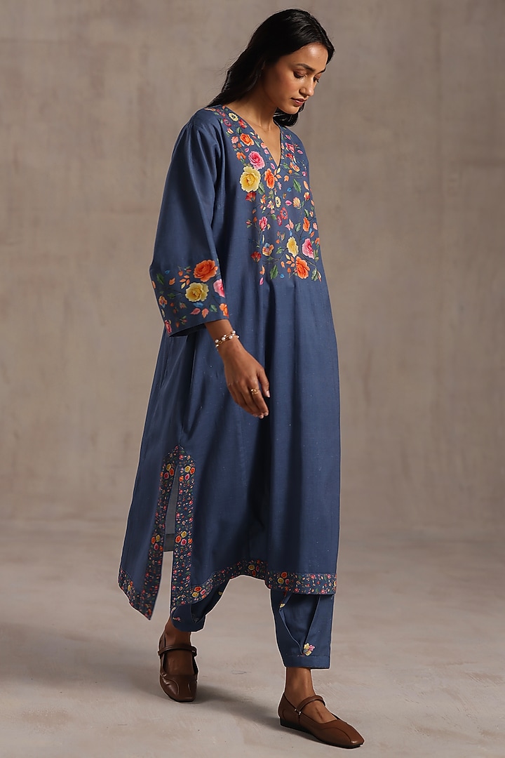 Indigo Blue Linen Floral Work Kurta Set by Roza Pret at Pernia's Pop Up Shop