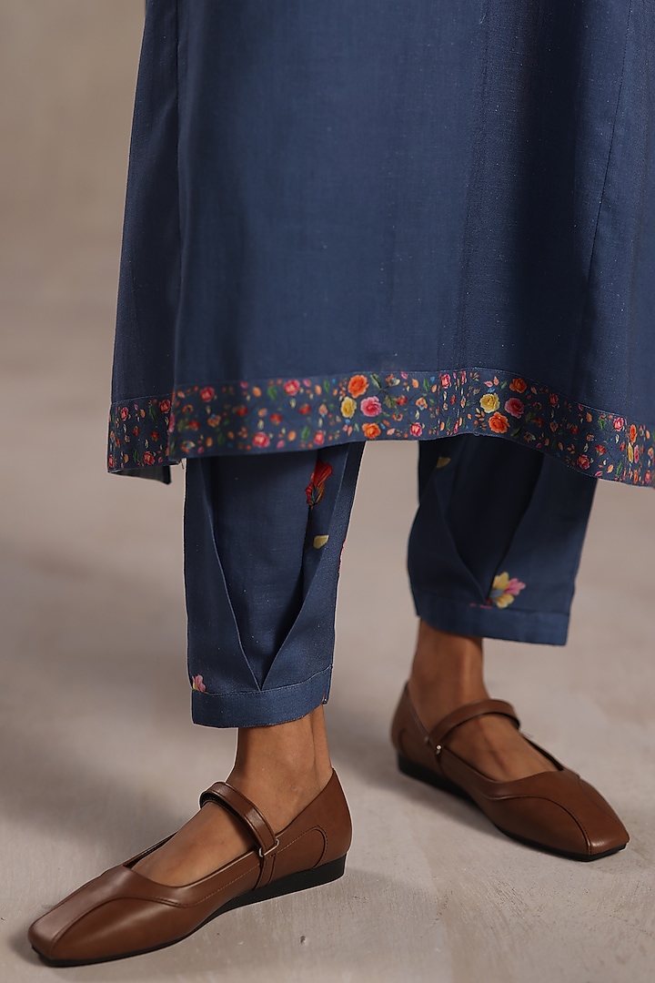 Indigo Blue Linen Floral Work Kurta Set by Roza Pret at Pernia's Pop Up Shop
