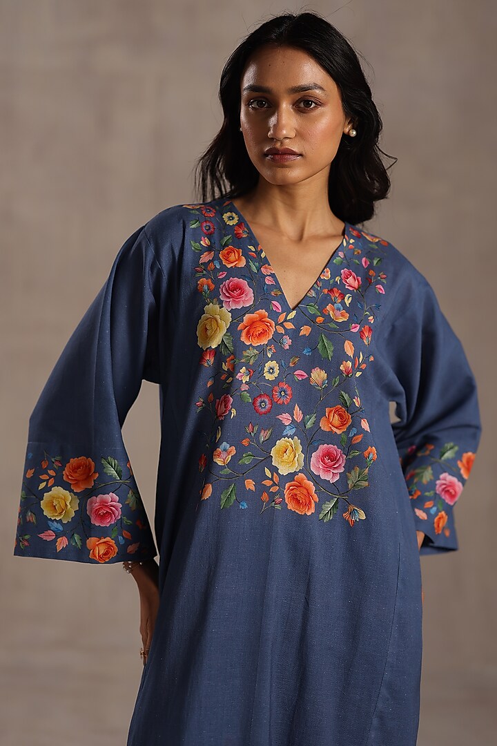 Indigo Blue Linen Floral Work Kurta Set by Roza Pret at Pernia's Pop Up Shop