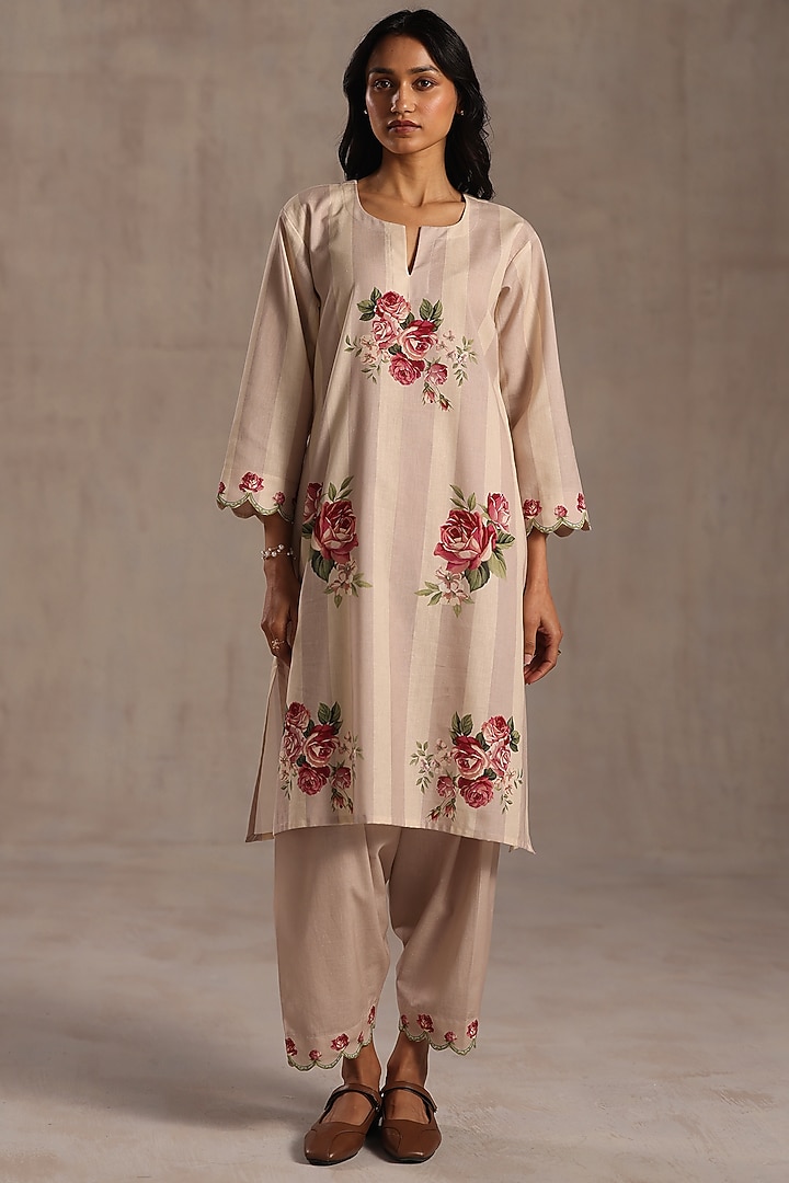 Beige Linen Rose Motif Work Kurta Set by Roza Pret at Pernia's Pop Up Shop