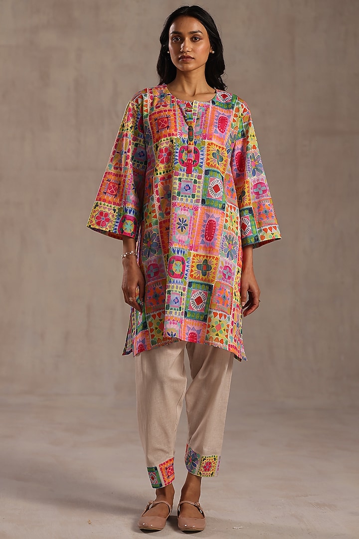 Multi-Colored Linen Patchwork Printed Kurta Set by Roza Pret at Pernia's Pop Up Shop