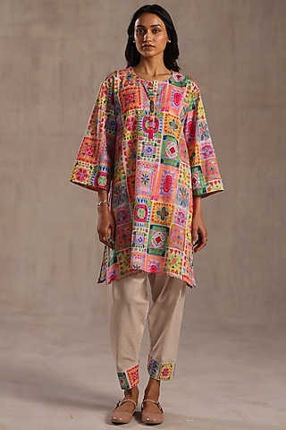 Multi-Colored Linen Patchwork Printed Kurta Set by Roza Pret