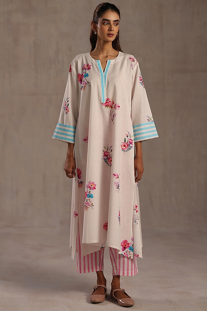 Ivory Linen Floral Printed Kurta Set by Roza Pret at Pernia's Pop Up Shop