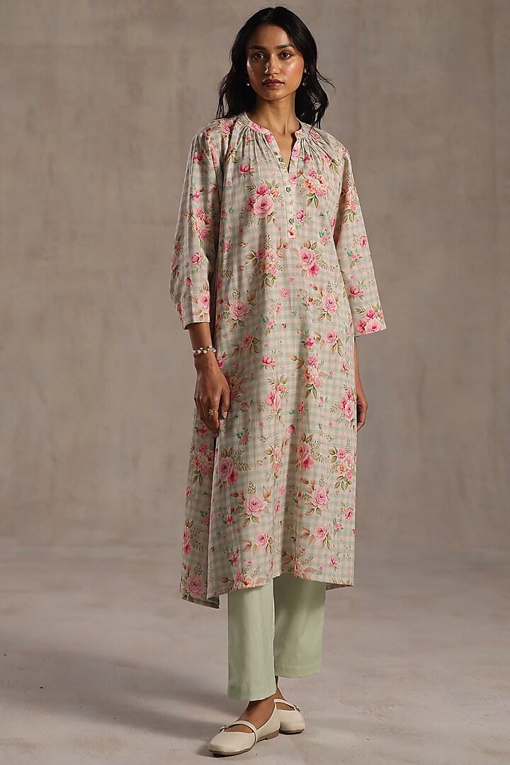 Multi-Colored Linen Floral Printed Kurta Set by Roza Pret at Pernia's Pop Up Shop