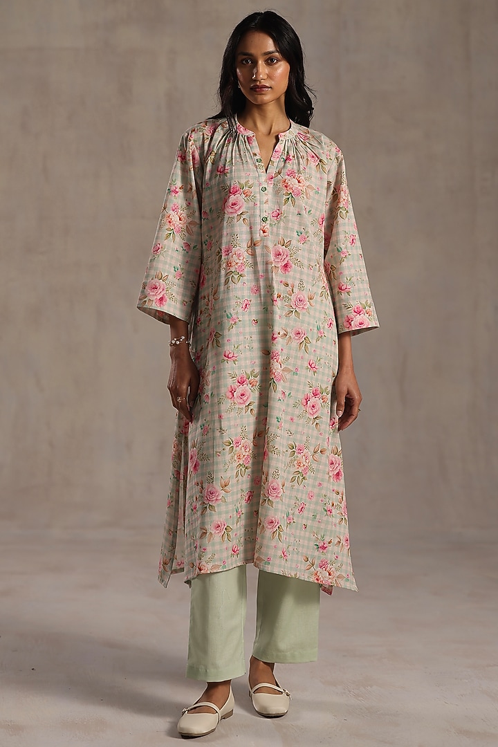 Multi-Colored Linen Floral Printed Kurta Set by Roza Pret at Pernia's Pop Up Shop