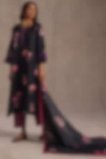 Charcoal Blue Chanderi Floral Printed Stole by Roza Pret at Pernia's Pop Up Shop