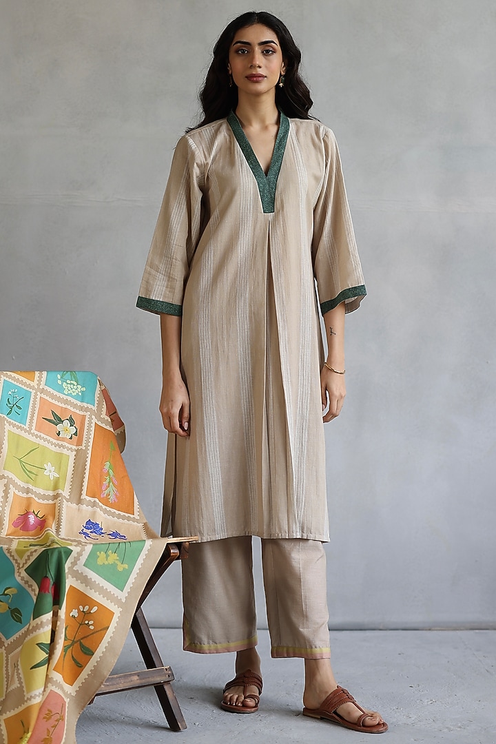 Multi-Colored Linen A-Line Kurta Set by Roza Pret at Pernia's Pop Up Shop
