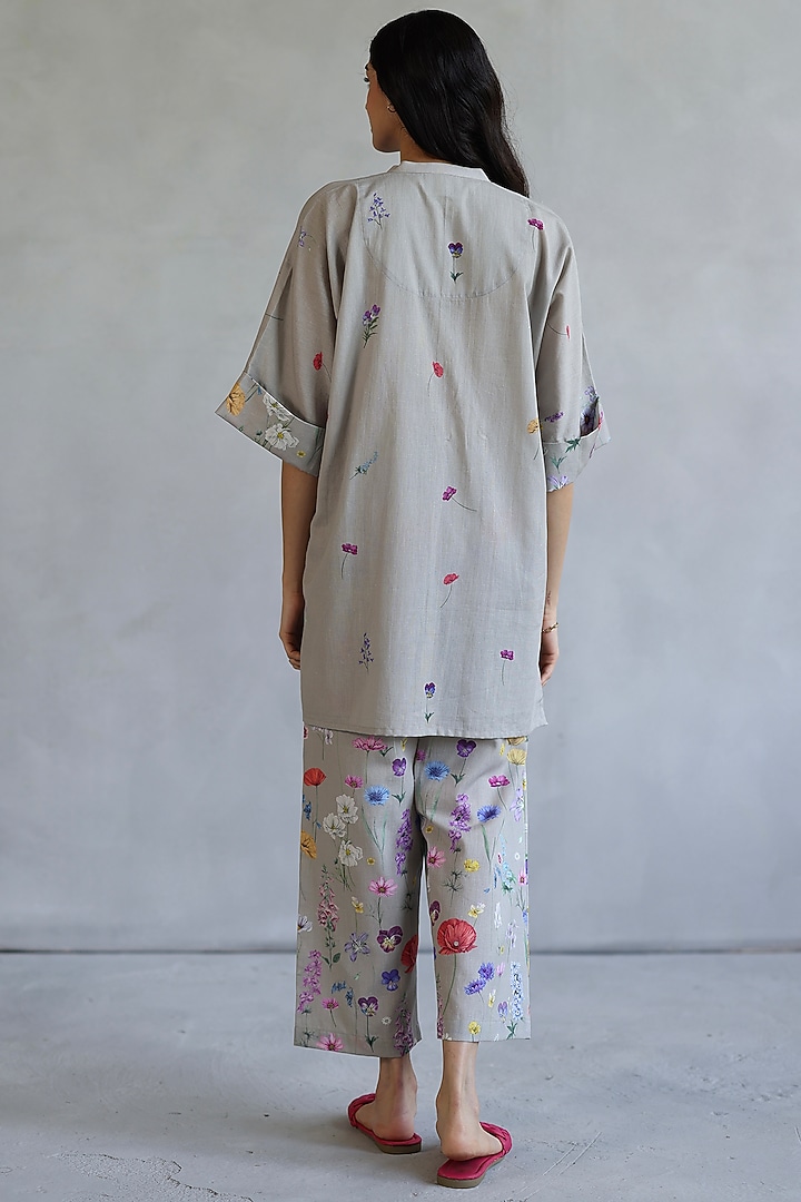 Cocoa Linen Floral Motif Kaftan by Roza Pret at Pernia's Pop Up Shop