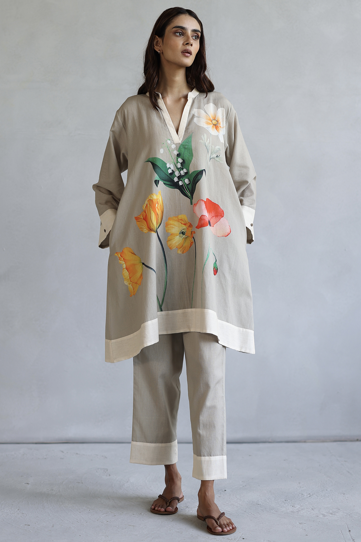 Beige Linen Floral Motif Kurta Set by Roza Pret at Pernia's Pop Up Shop