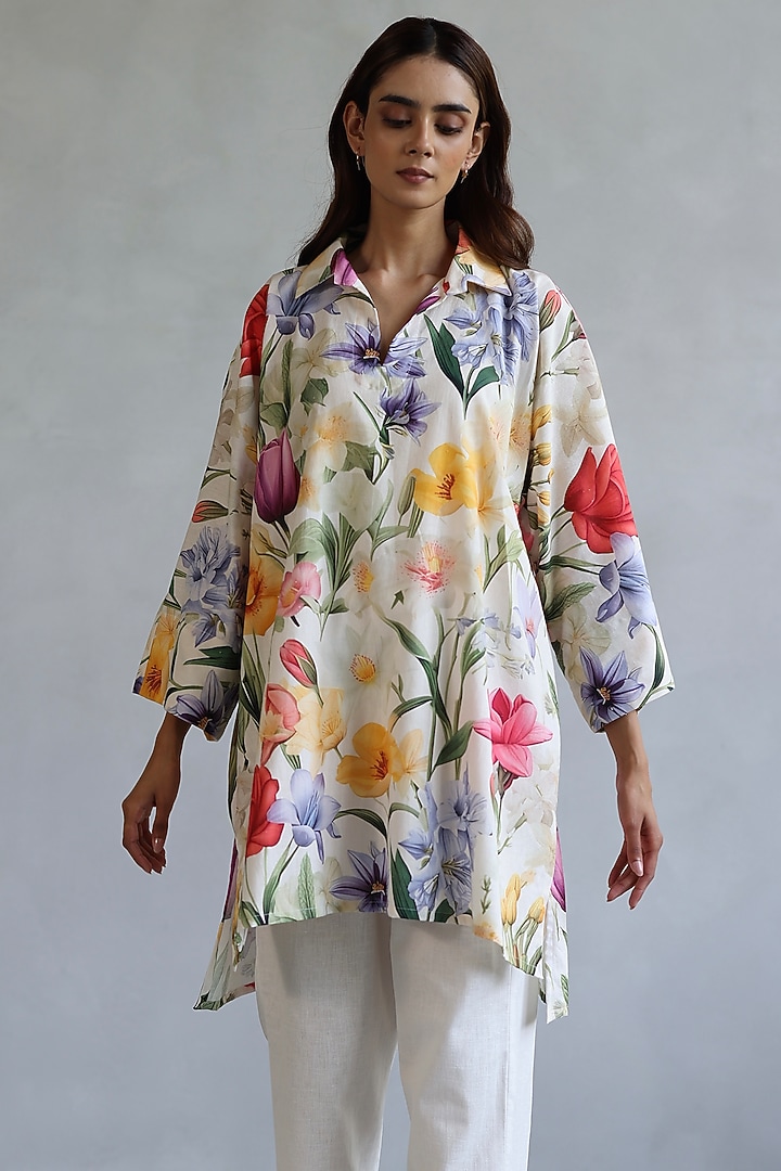 Multi-Colored Linen Floral Kaftan by Roza Pret at Pernia's Pop Up Shop