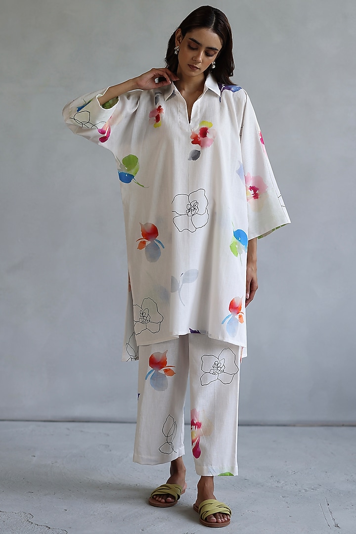 Ivory Linen Kaftan Set by Roza Pret at Pernia's Pop Up Shop