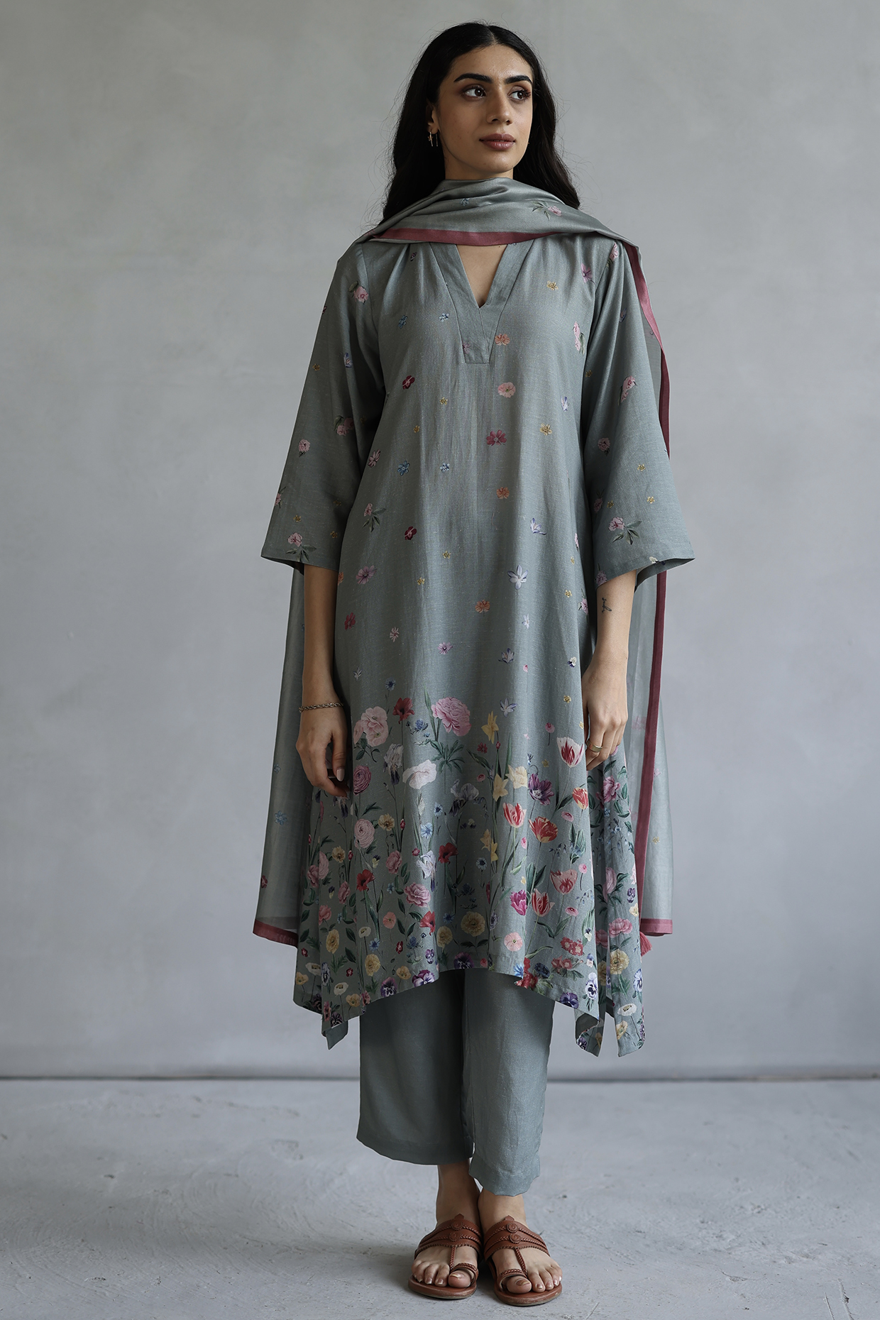 Grey Linen Floral Kurta Set by Roza Pret at Pernia's Pop Up Shop