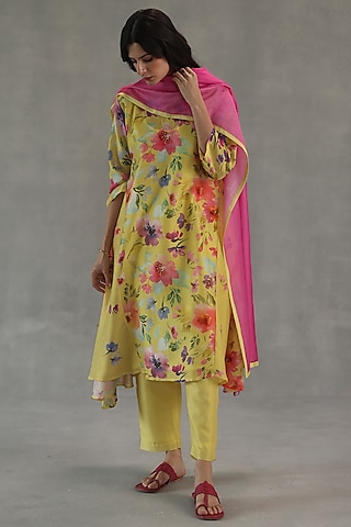 Pink & Yellow Chanderi Stole by Roza Pret