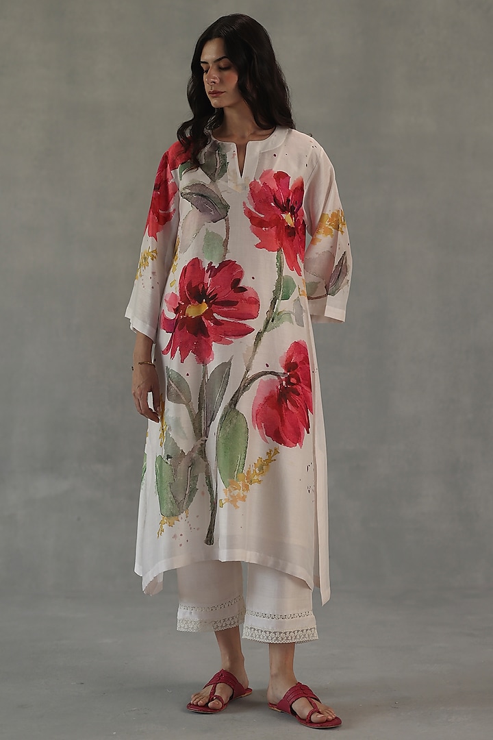 Ivory Chanderi Floral Printed Kurta Set by Roza Pret at Pernia's Pop Up Shop