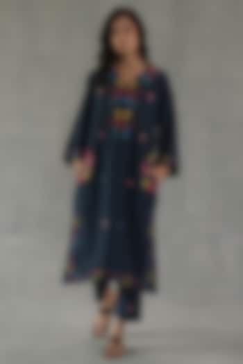 Navy Feather Linen Floral Printed Phiran Kurta Set by Roza Pret at Pernia's Pop Up Shop