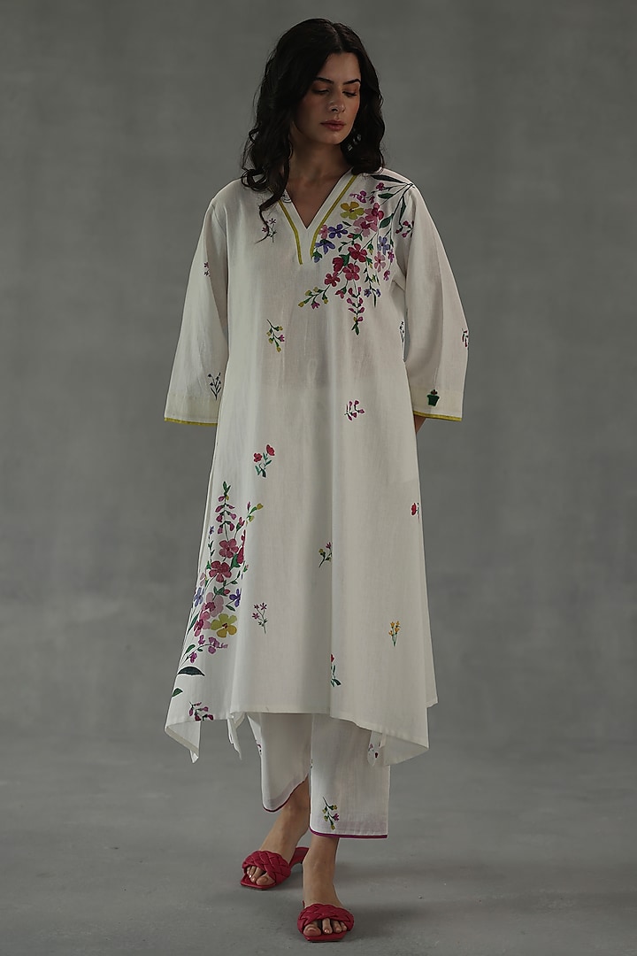 Ivory Feather Linen Watercolor Floral Printed Kurta Set by Roza Pret at Pernia's Pop Up Shop