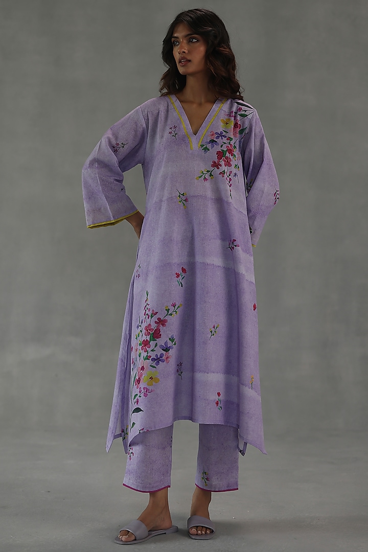 Lilac Feather Linen Watercolor Floral Printed Kurta Set by Roza Pret at Pernia's Pop Up Shop