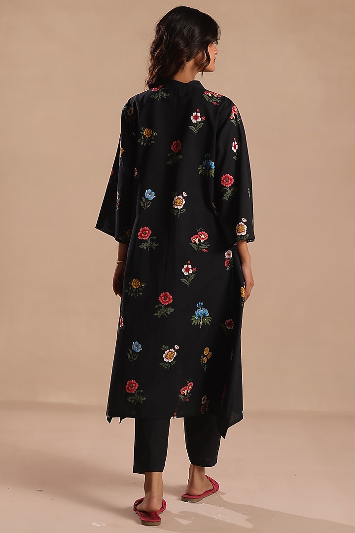 Black Feather Linen Floral Motif A-Line Kurta Set by Roza Pret at Pernia's Pop Up Shop