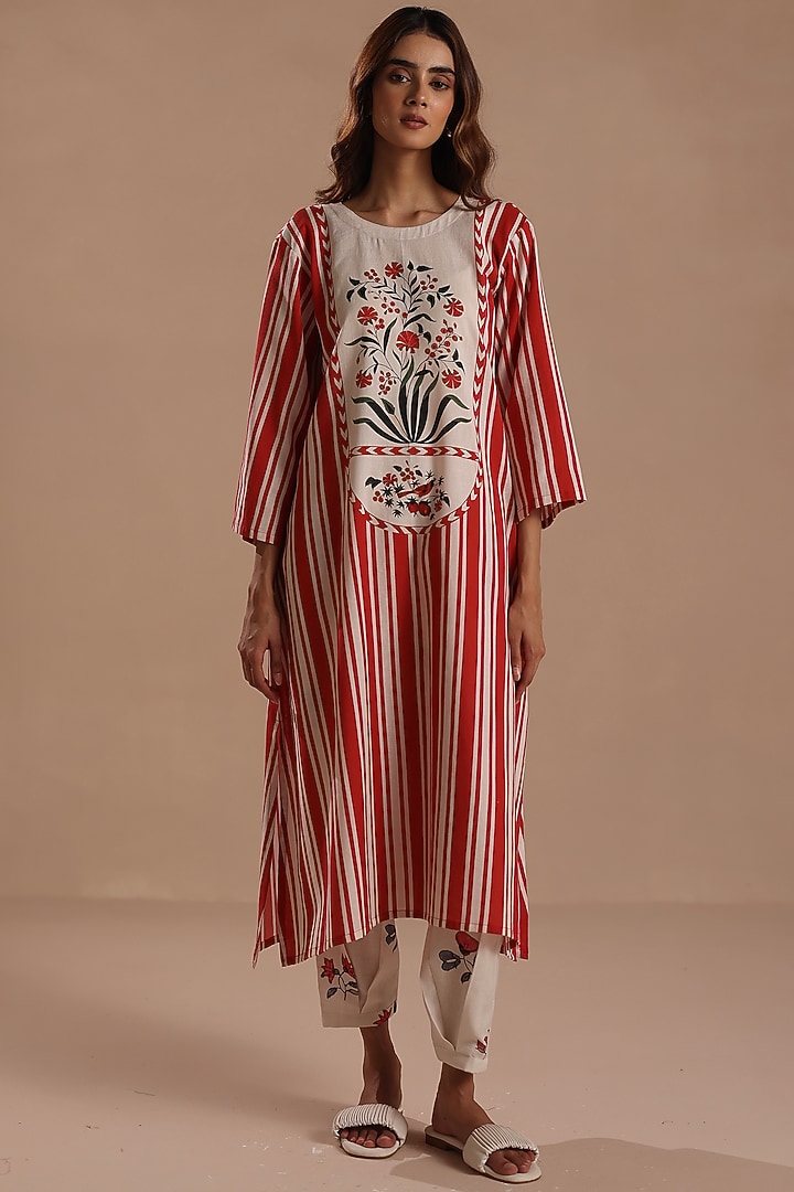 Red & White Feather Linen Striped Kurta Set by Roza Pret at Pernia's Pop Up Shop