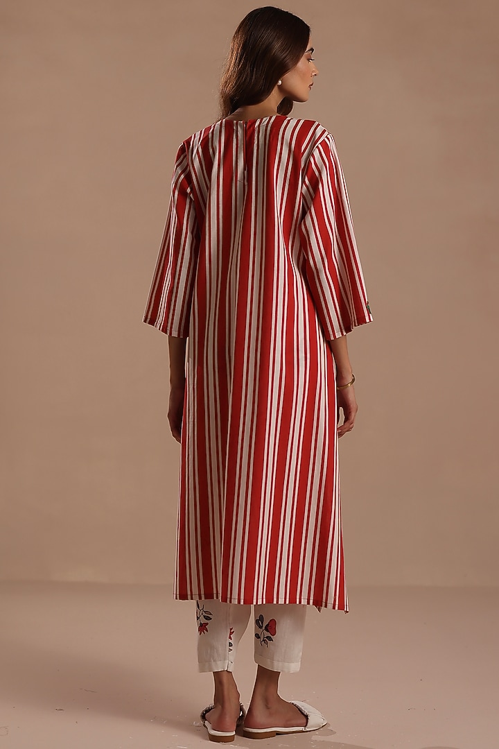 Red & White Feather Linen Striped Kurta Set by Roza Pret at Pernia's Pop Up Shop