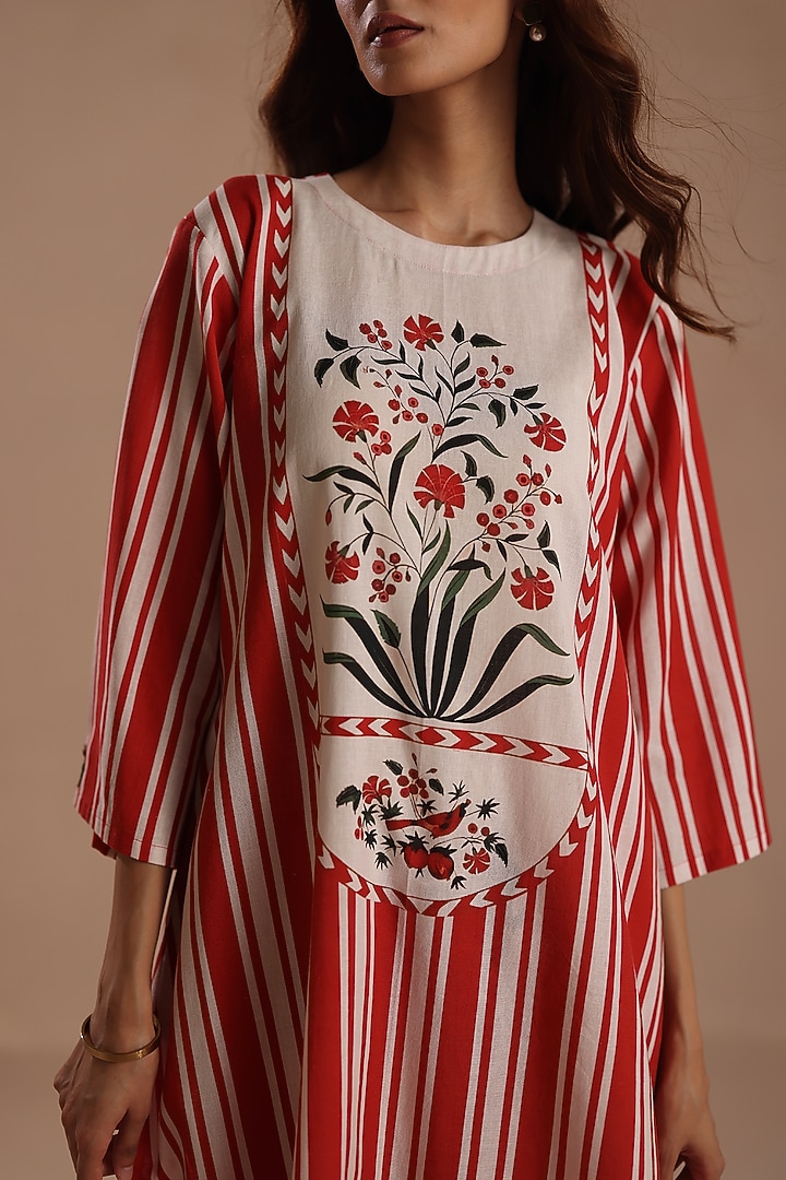 Red & White Feather Linen Striped Kurta Set by Roza Pret at Pernia's Pop Up Shop
