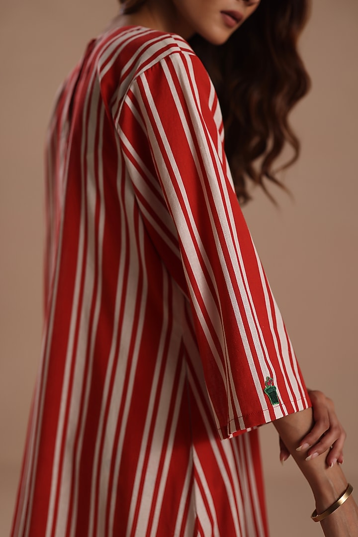 Red & White Feather Linen Striped Kurta Set by Roza Pret at Pernia's Pop Up Shop