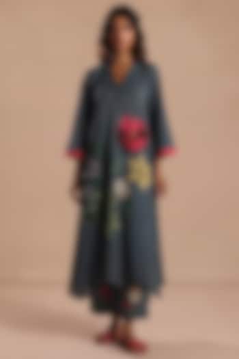 Navy Blue Feather Linen Floral Printed Kurta Set by Roza Pret at Pernia's Pop Up Shop