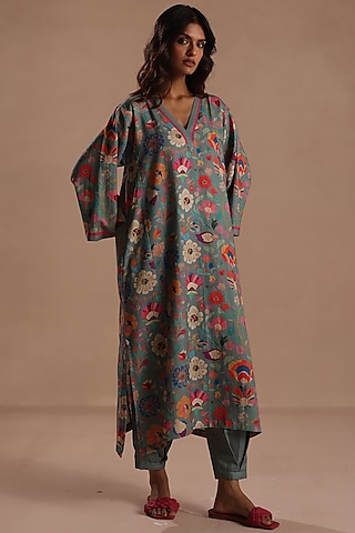 Blue Pashmina Floral Printed Kurta Set by Roza Pret