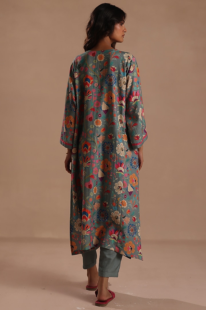 Blue Pashmina Floral Printed Kurta Set by Roza Pret at Pernia's Pop Up Shop