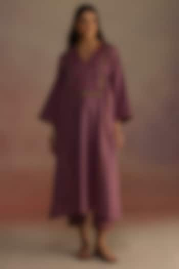 Purple Linen Gota Work Kurta Set by Roza Pret at Pernia's Pop Up Shop