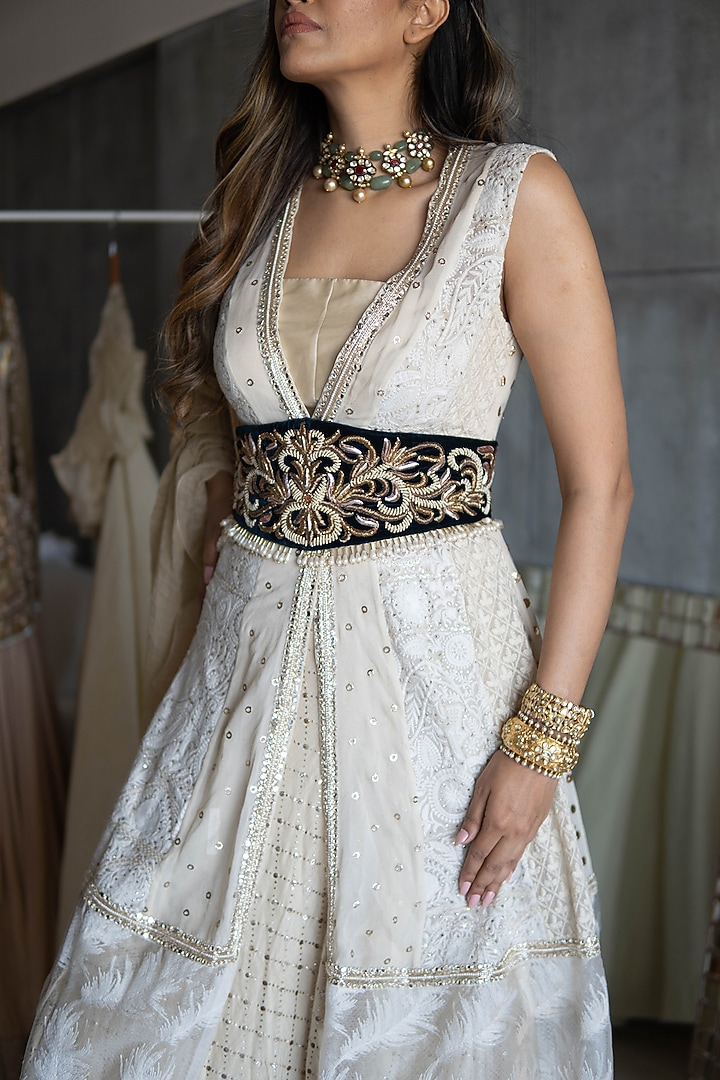 Off White Embroidered Skirt Set by Rozina at Pernia's Pop Up Shop