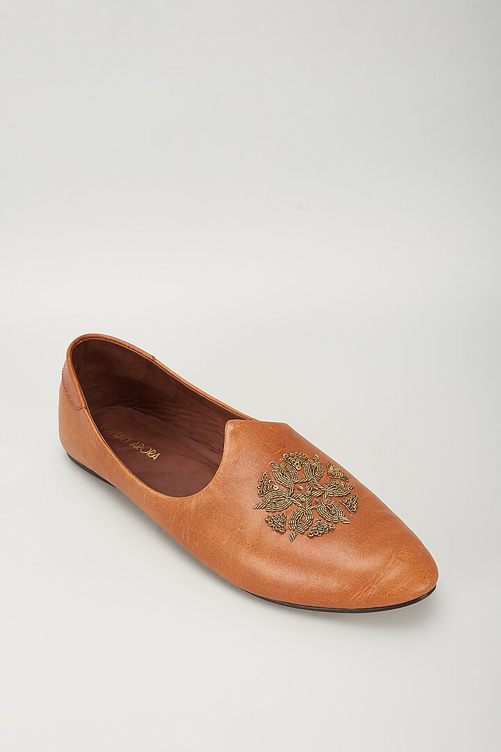 Bombay Brown Leather Embellished Mojaris by ROHAN ARORA at Pernia's Pop Up Shop