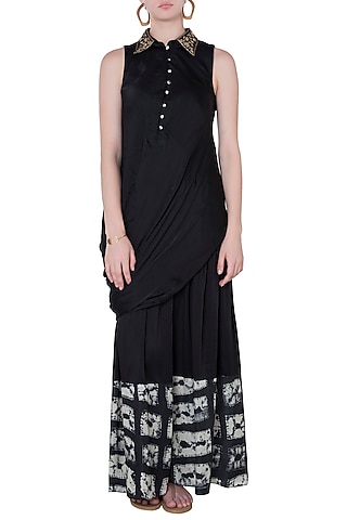 Black Drape Top With Printed Pants by Roshni Chopra