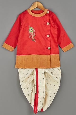 Red Embroidered Kurta Set For Boys by Roli.M