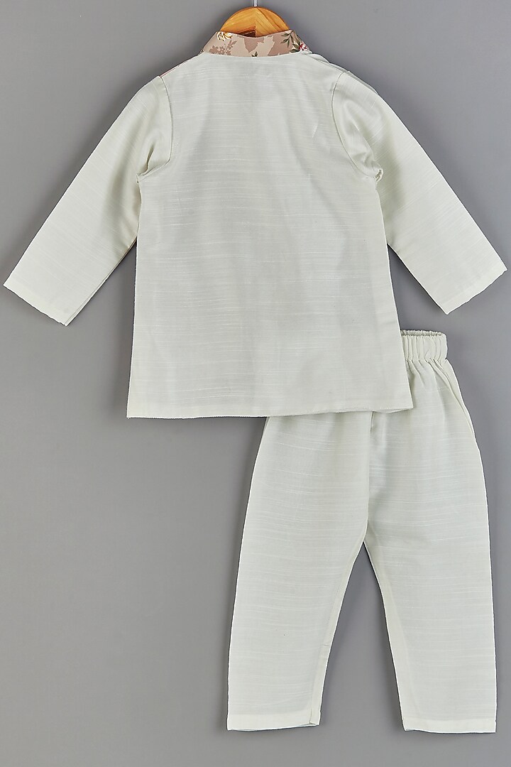 Off-White Kurta Set With Bundi Jacket For Boys by Roli.M at Pernia's Pop Up Shop