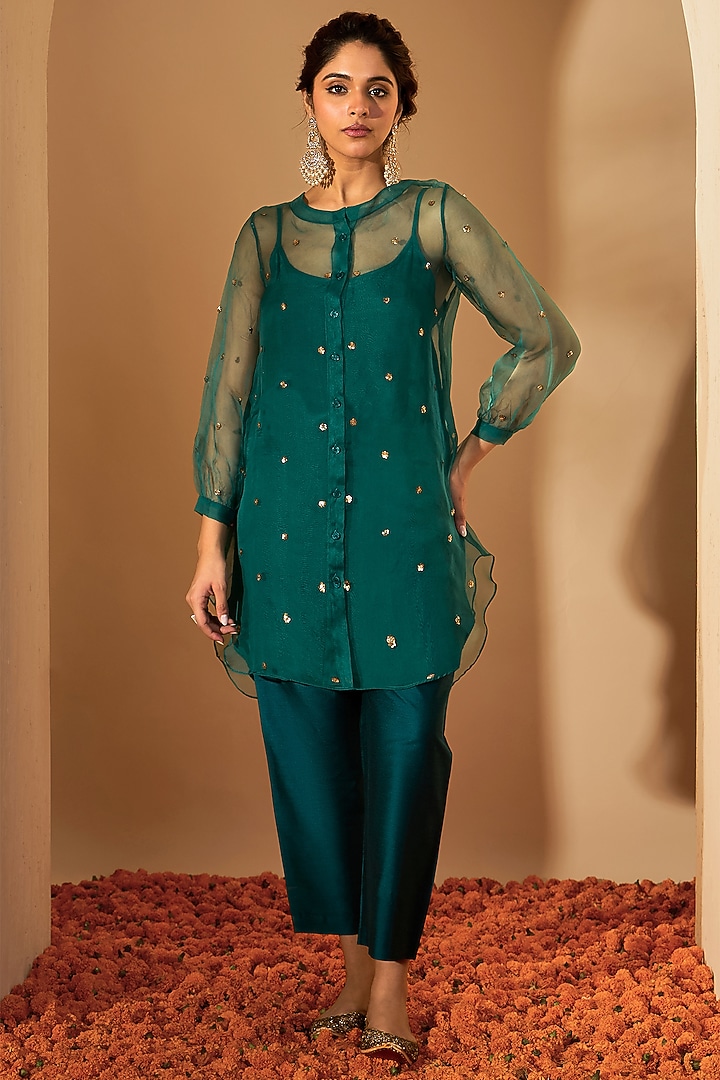 Pine Green Pure Silk Organza & Viscose Raw Silk Sequins Hand Embroidered Kurta Set by RoohbyRidhimaa at Pernia's Pop Up Shop