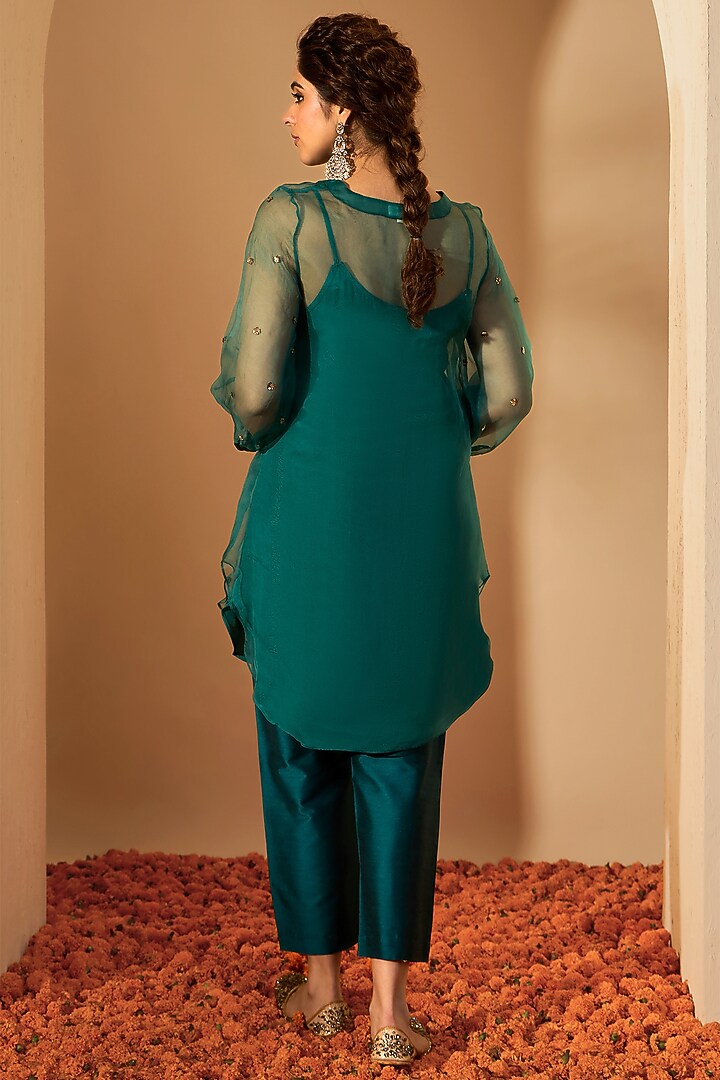 Pine Green Pure Silk Organza & Viscose Raw Silk Sequins Hand Embroidered Kurta Set by RoohbyRidhimaa at Pernia's Pop Up Shop