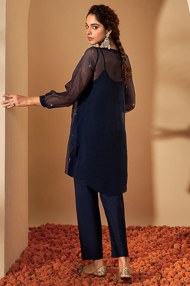 Navy Blue Pure Silk Organza & Viscose Raw Silk Sequins Hand Embroidered Kurta Set by RoohbyRidhimaa at Pernia's Pop Up Shop