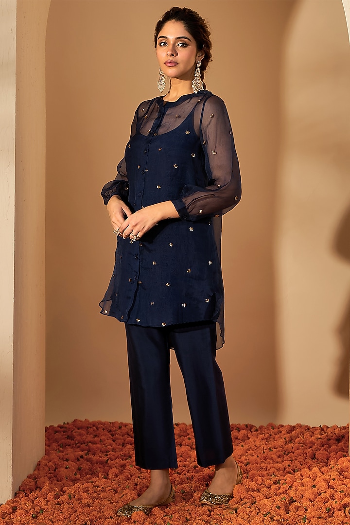 Navy Blue Pure Silk Organza & Viscose Raw Silk Sequins Hand Embroidered Kurta Set by RoohbyRidhimaa at Pernia's Pop Up Shop