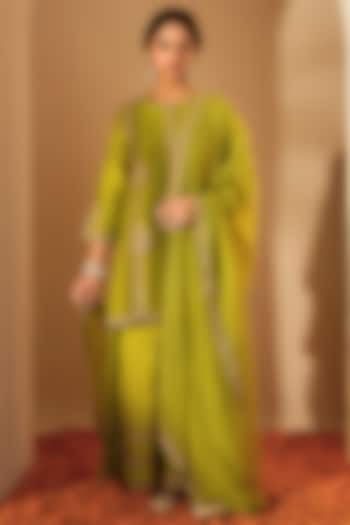 Green Viscose Raw Silk & Chanderi Zari Embroidered Kurta Set by RoohbyRidhimaa at Pernia's Pop Up Shop